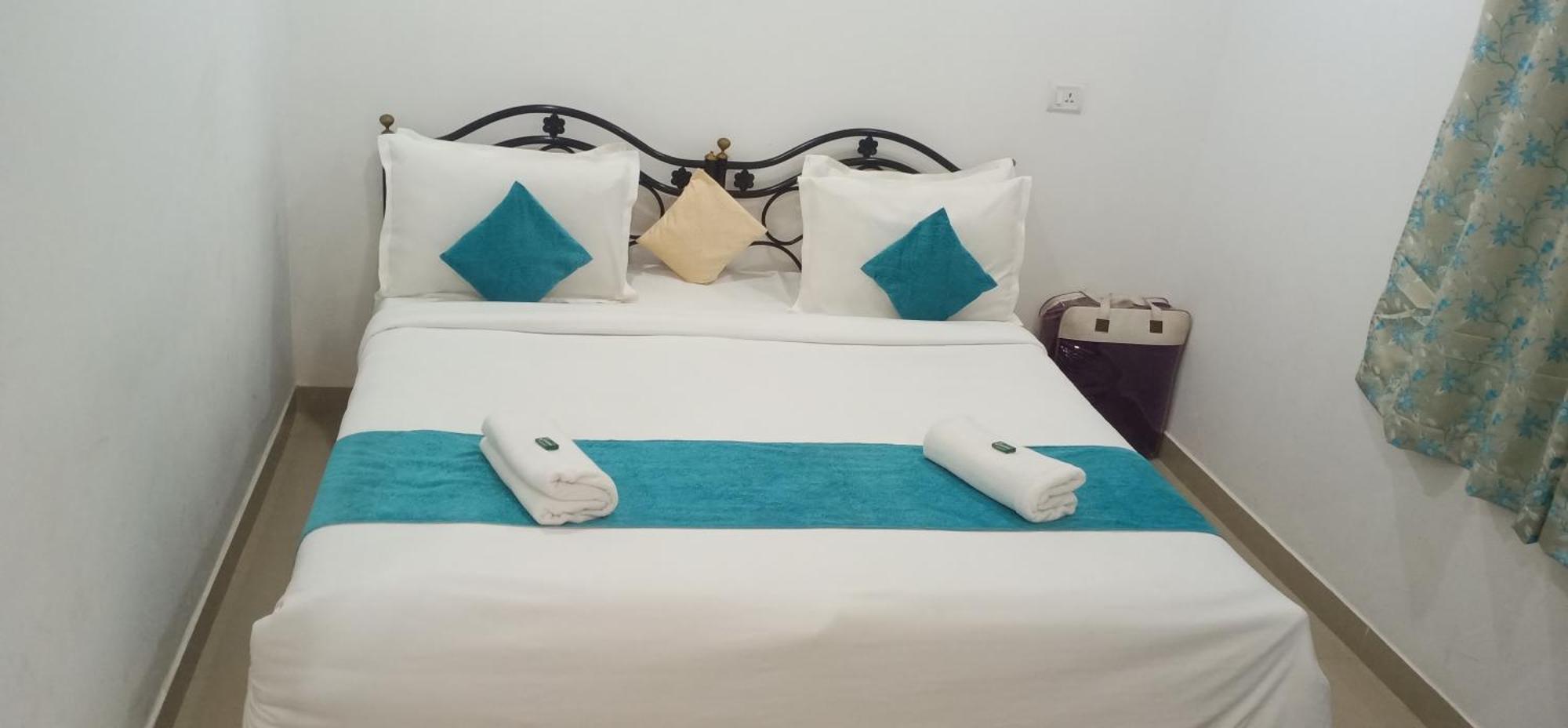 Casa Somanjo Inn كالانغيُت المظهر الخارجي الصورة