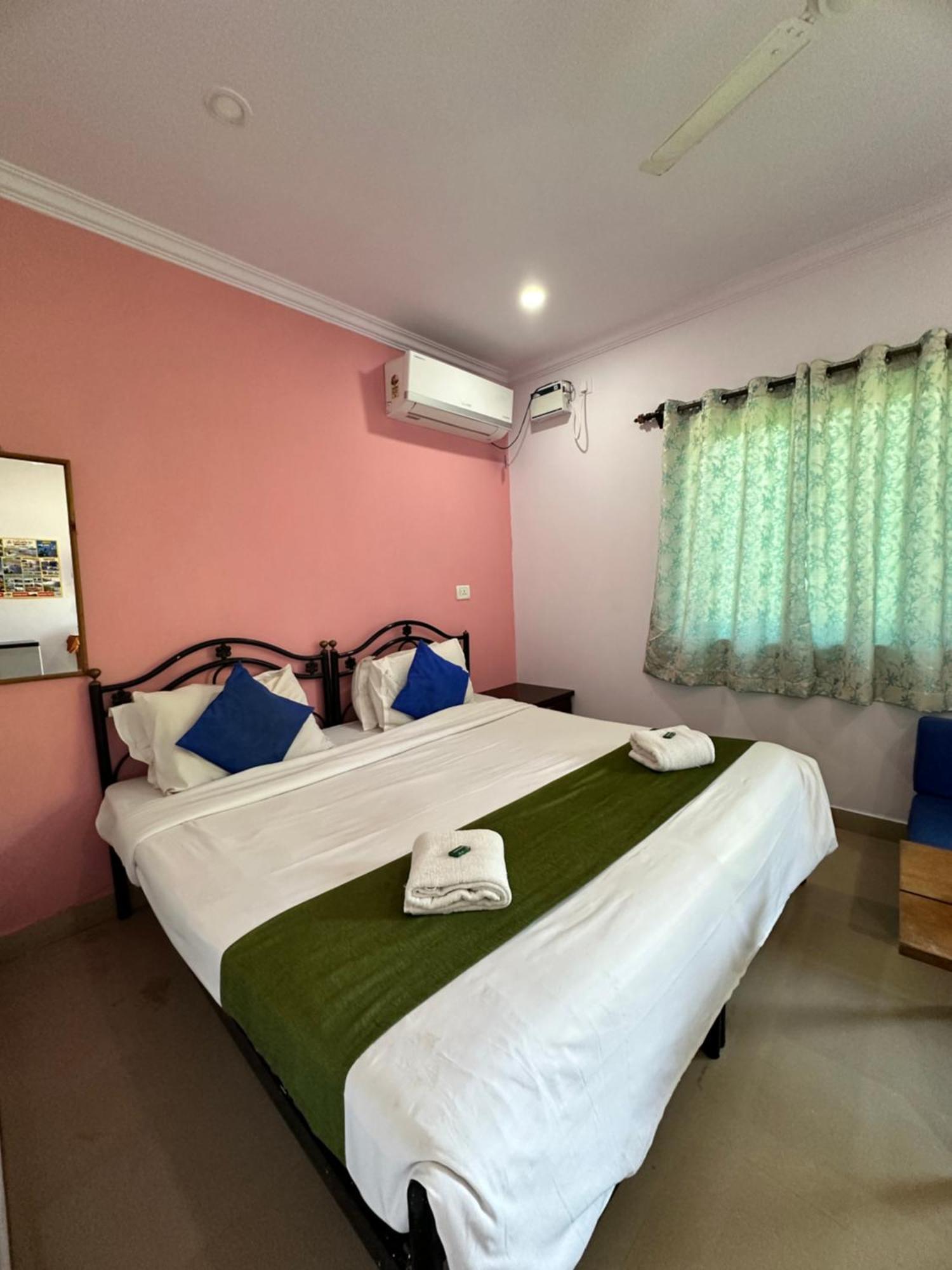 Casa Somanjo Inn كالانغيُت المظهر الخارجي الصورة